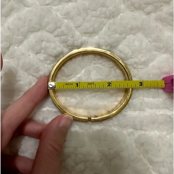 EUC Henri Bendel Bangle - Picture 3 of 3